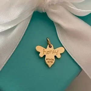 Tiffany & Co. | Jewelry | Tiffany Co Gold Honey Bee Charm | Poshmark